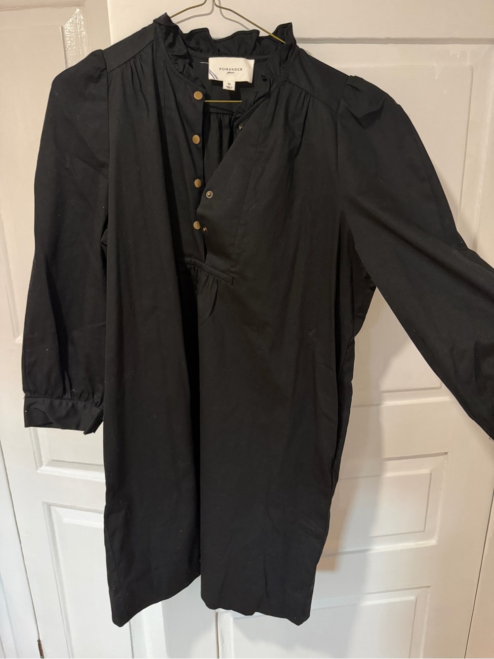 Pomander Place Black Long-Sleeve Women's Tunic Dress